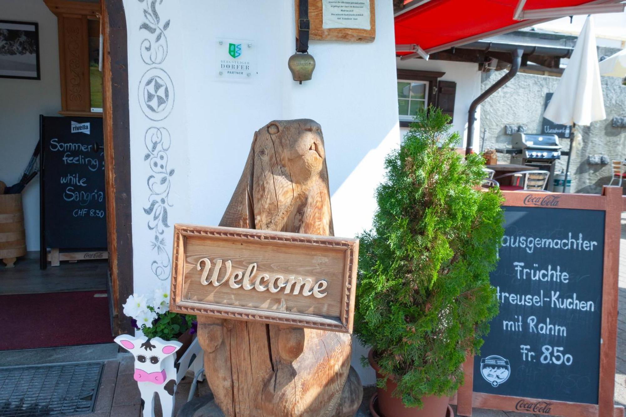 Hotel Madrisajoch ザンクト・アンテーニーン エクステリア 写真