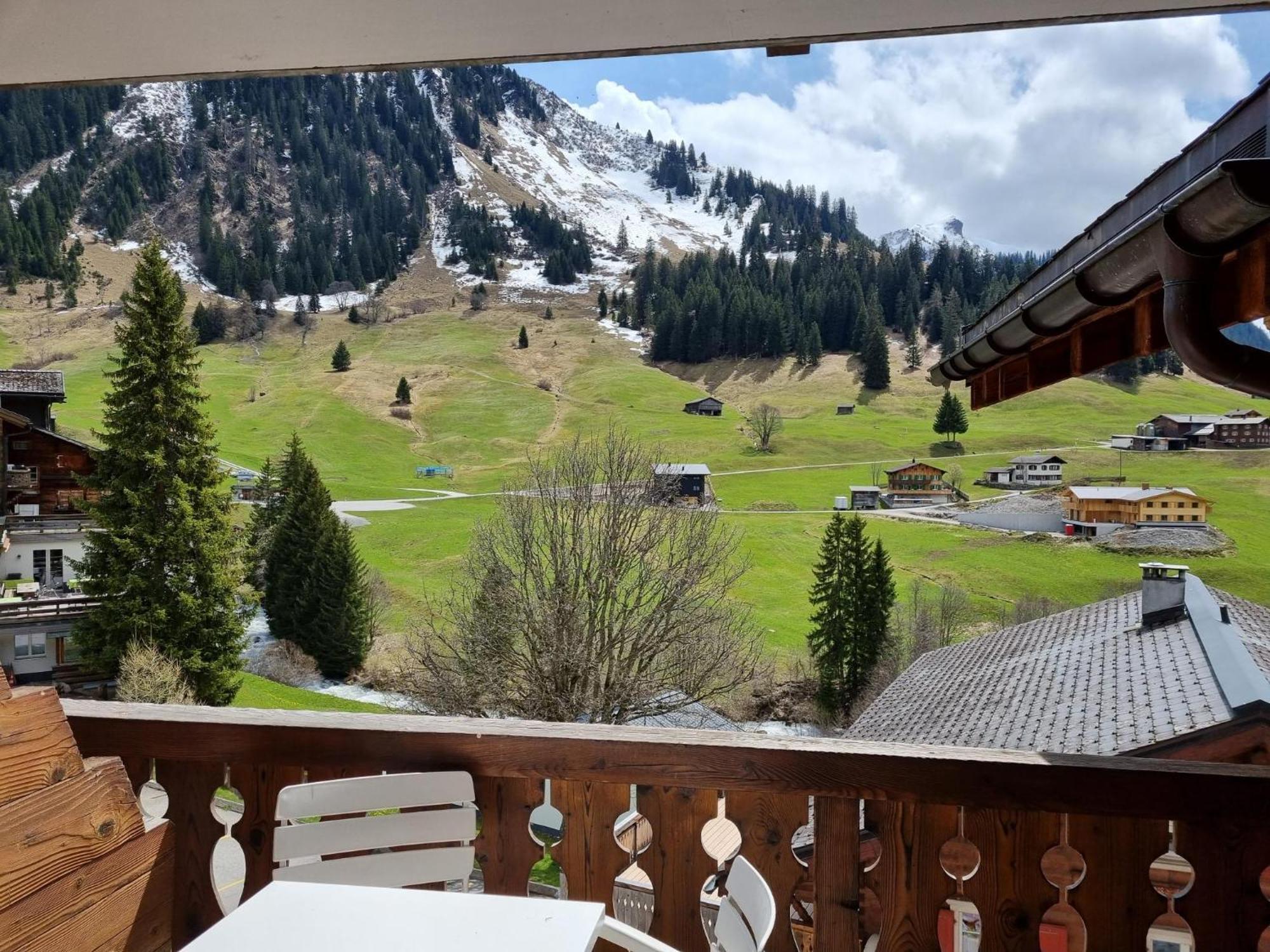 Hotel Madrisajoch ザンクト・アンテーニーン エクステリア 写真