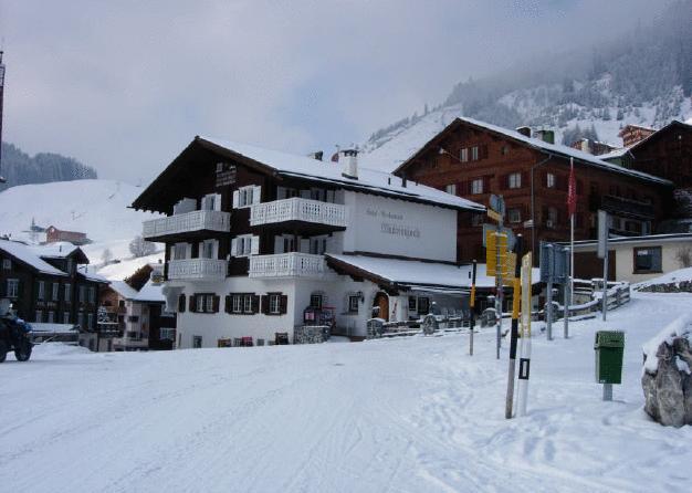 Hotel Madrisajoch ザンクト・アンテーニーン エクステリア 写真